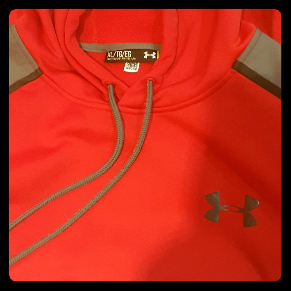 Under Armour Hoodie